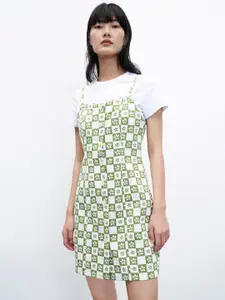 Urban Revivo Cotton 2-in-1 Floral Print Denim Dress