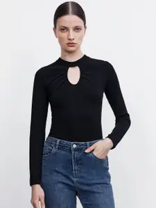 Urban Revivo Cut-Out Knitted Top