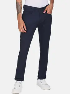 Flying Machine Men Mid-Rise Tapered Fit Plain Trousers