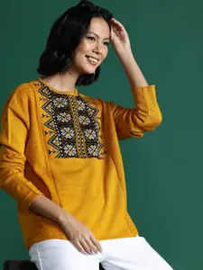 Sangria Acrylic Floral Self Design Pullover