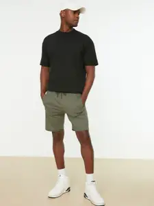 Trendyol Men Mid-Rise Regular Shorts