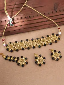 Sukkhi Gold Plated Necklace With Earrings