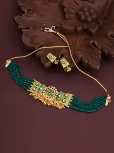 Sukkhi Gold Plated Kundan Choker Necklace Set