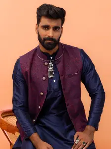 KISAH Men Textured Zari  Regular Fit Nehru Jacket