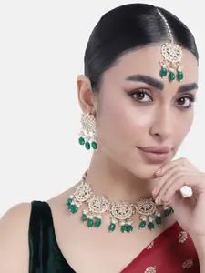 Peora Gold-Plated Kundan Choker Necklace Jewellery Set