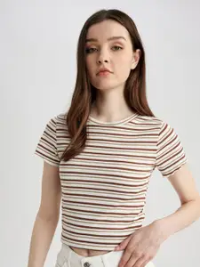 DeFacto Round Neck Striped T-shirt
