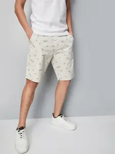max Men Conversational Printed Mid Rise Knitted Pure Cotton Shorts