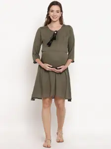 SIDE KNOT Tie-Up Neck Fit & Flare Maternity Dress