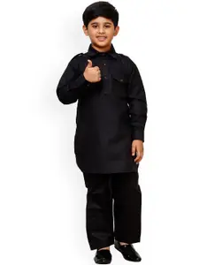 Pro-Ethic STYLE DEVELOPER Boys Shirt Collar Pathani Kurta With Pyjamas