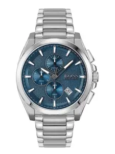 Hugo Boss Men Textured Dial & Stainless Steel Bracelet Style Chronograph Watch 1513884