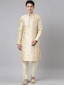 TheEthnic.Co Floral Printed Kurta With Churidar