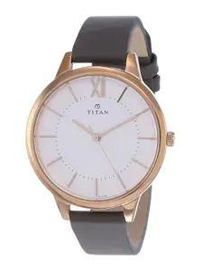 Titan Women Textured Brass Dial & Leather Straps Analogue Watch NN2617WL01