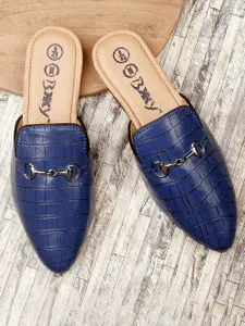 Bxxy Men Textured Buckled Mules