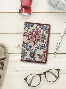 THE CLOWNFISH Glamour Fold Women Floral Printed Leather Passport Holder