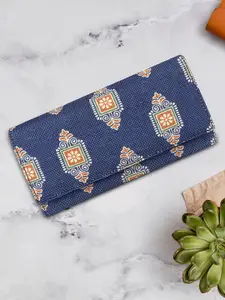 THE CLOWNFISH Women Printed Two Fold Wallet