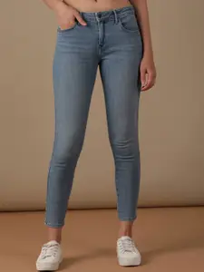 Wrangler Women Skinny Fit Cotton Stretchable Jeans