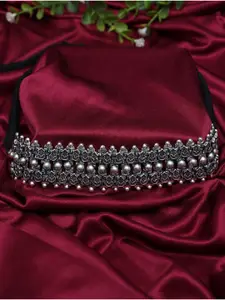 Ozanoo Silver-Plated Oxidised Choker Necklace