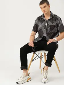 Kook N Keech Men Black Relaxed Opaque Printed Casual Shirt