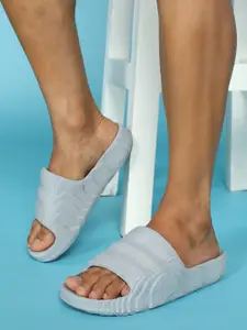 Paragon Men Textured Lightweight Rubber Sliders