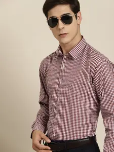 Hancock Men Slim Fit Gingham Checks Wrinkle Resistant Opaque Formal Shirt