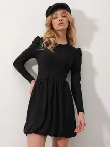 Trend Alacati stili Fit & Flare Mini Dress