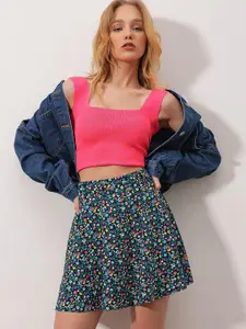 Trend Alacati stili Women Printed Flared Mini Skirt