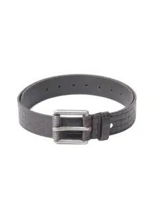Calvadoss Men Tang Closure Textured Leather Belt