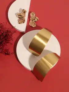 SOHI 2Pcs Gold-Plated Contemporary Drop & Studs Earrings