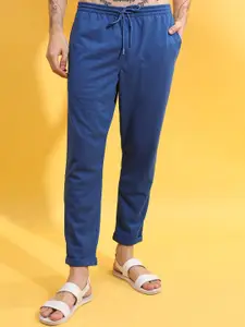 HIGHLANDER Men Blue Slim-Fit Mid-Rise Self Design Track Pants