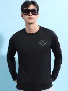HIGHLANDER Black & White Graphic Printed Relaxed Fit T-shirt