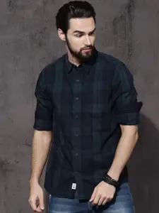 Roadster Time Travlr Men Checked Sustainable Casual Shirt