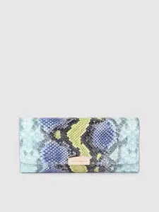 Lino Perros Women Snake Skin Textured Three Fold Wallet