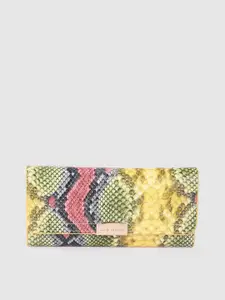Lino Perros Women Snake Skin Textured Three Fold Wallet