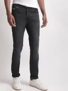 LINDBERGH Men Skinny Fit Mildly Distressed Light Fade Cotton Jeans