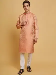 SWAGG INDIA Mandarin Collar Woven Design Thread Work Jacquard Cotton Wool Kurta