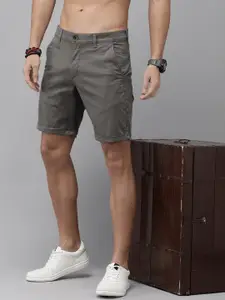Roadster Men Solid Chino Shorts