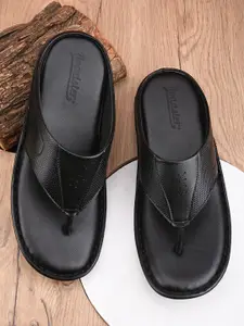 Roadster Men Black T-Straps Comfort Sandals