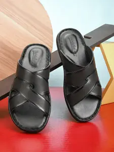 Roadster Men Black Textured Comfort Sandals