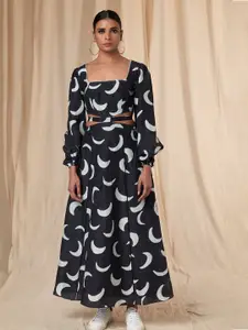 Masaba Conversational Printed Puff Sleeves Cut-Out Linen A-Line Maxi Dress