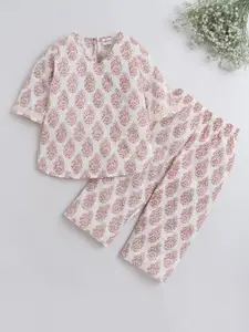 The Magic Wand Girls Ethnic Motifs Printed Pure Cotton Night Suit