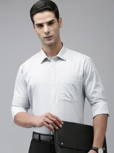 Park Avenue Men Slim Fit Striped Pure Cotton Formal Shirt