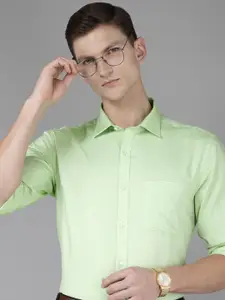 Park Avenue Men Slim Fit Micro Ditsy Opaque Self Design Pure Cotton Formal Shirt