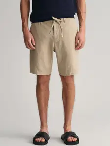 GANT Men Mid-Rise Loose Fit Linen Shorts