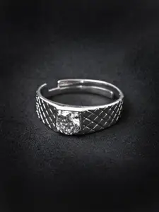 Clara Clara Men Rhodium-Plated CZ-Studded Textured Detail Sterling Silver Finger Ring