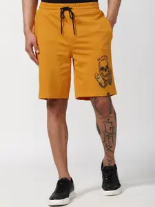 FOREVER 21 Men Yellow Graphic Printed Knee Length Shorts
