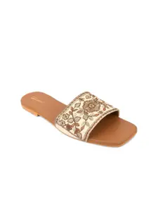 DESI COLOUR Embroidered Open Toe Flats