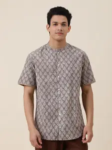 Fabindia Abstract Printed Slim Fit Cotton Casual Shirt