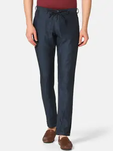 Blackberrys Men Mid-Rise B-95 Slim Fit Wrinkle Free Trousers