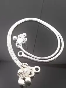 RUHI COLLECTION Set Of 2 Silver-Plated Intricate Textured Anklets