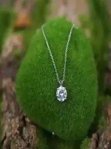 JEWEL WORLD Silver-Plated Artificial Stone Studded Pendant Necklace